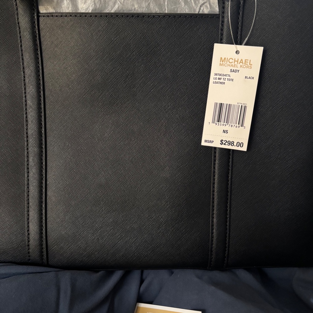 Michael Kors - Picture 6 of 6